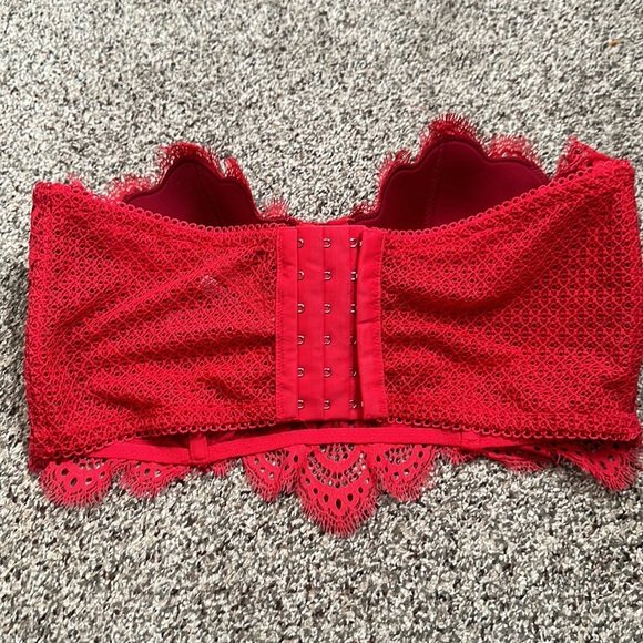 Victoria secret red lace bra top size 36D - Picture 3 of 6